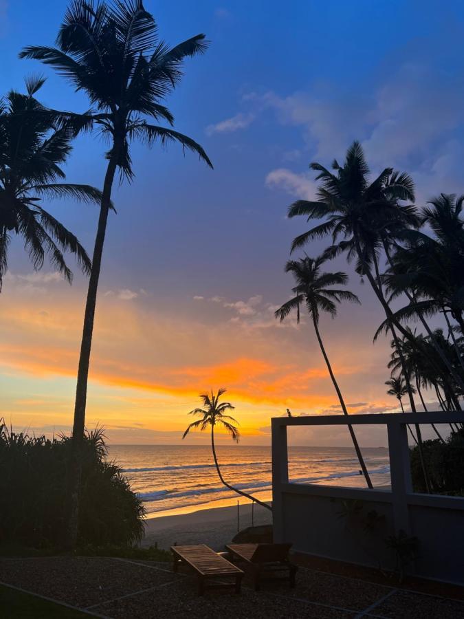Top Secret Beach Hotel 마타라 외부 사진
