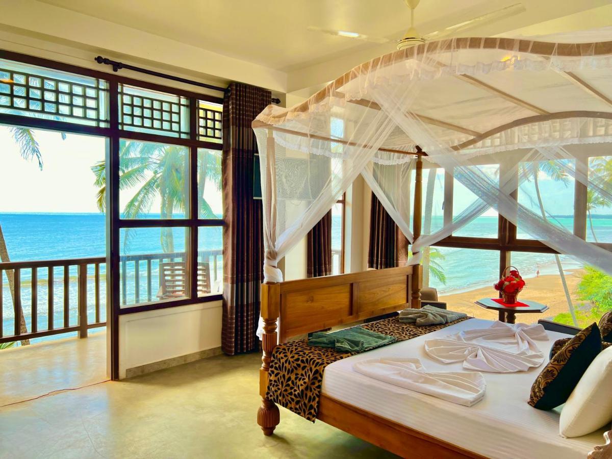 Top Secret Beach Hotel 마타라 외부 사진