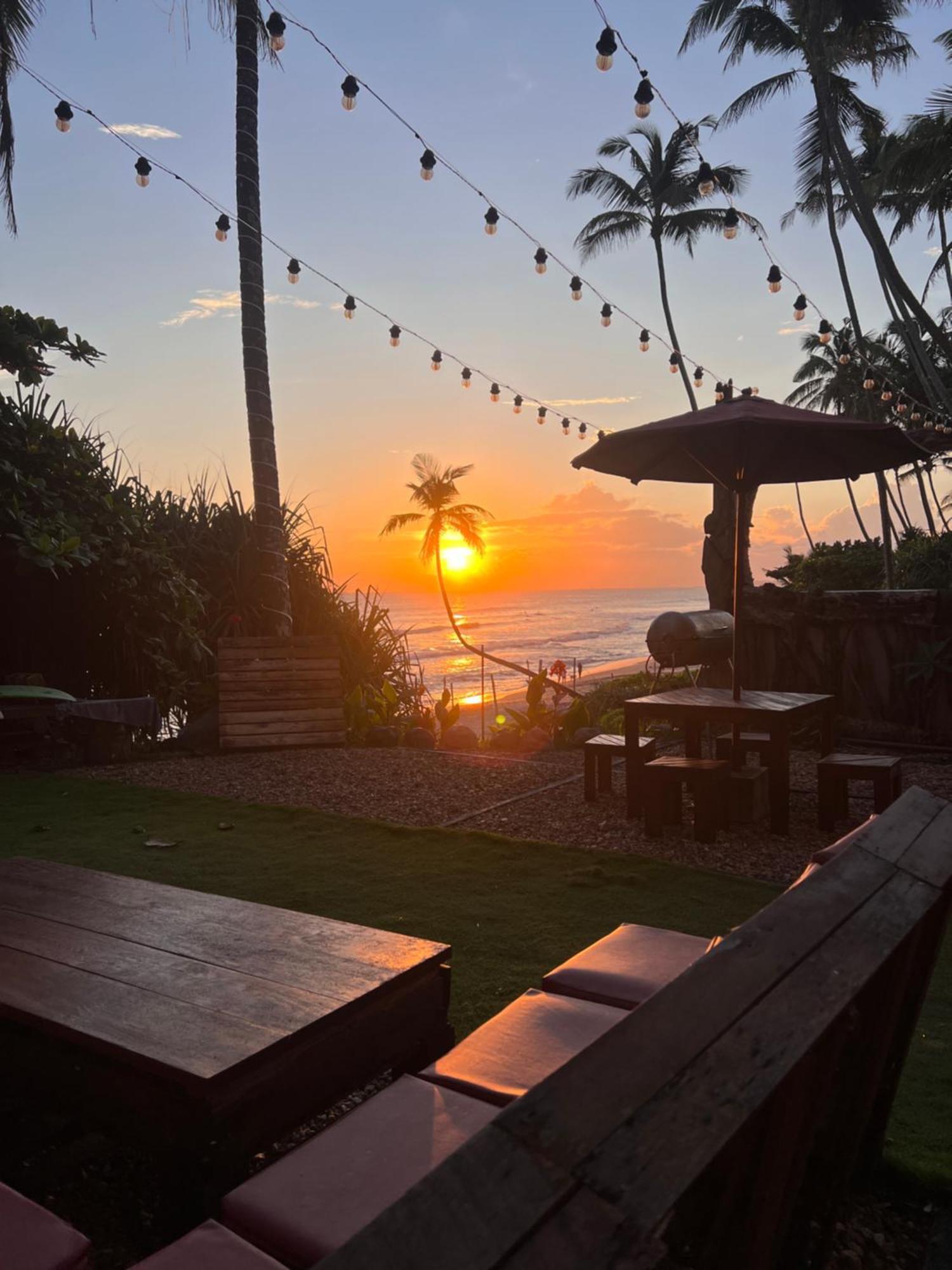 Top Secret Beach Hotel 마타라 외부 사진